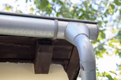 Commercial Gutter Repair in Sacramento, CA